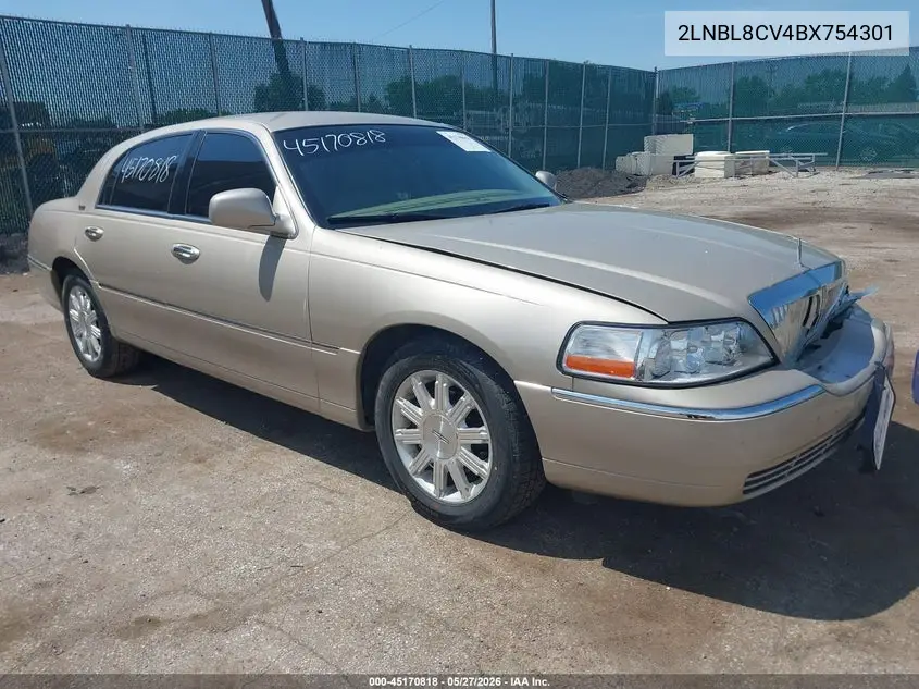 2011 Lincoln Town Car Signature Limited VIN: 2LNBL8CV4BX754301 Lot: 45170818