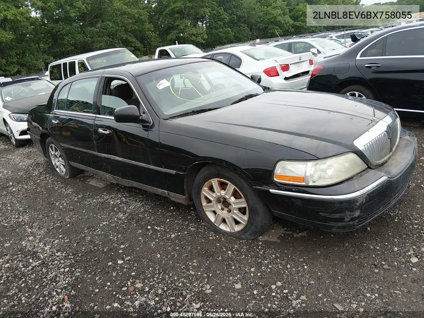 2011 Lincoln Town Car Executive L VIN: 2LNBL8EV6BX758055 Lot: 45297596