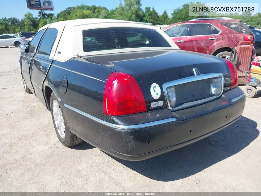 2011 Lincoln Town Car Signature Limited VIN: 2LNBL8CVXBX751788 Lot: 45378825