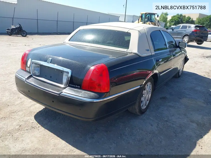 2011 Lincoln Town Car Signature Limited VIN: 2LNBL8CVXBX751788 Lot: 45378825