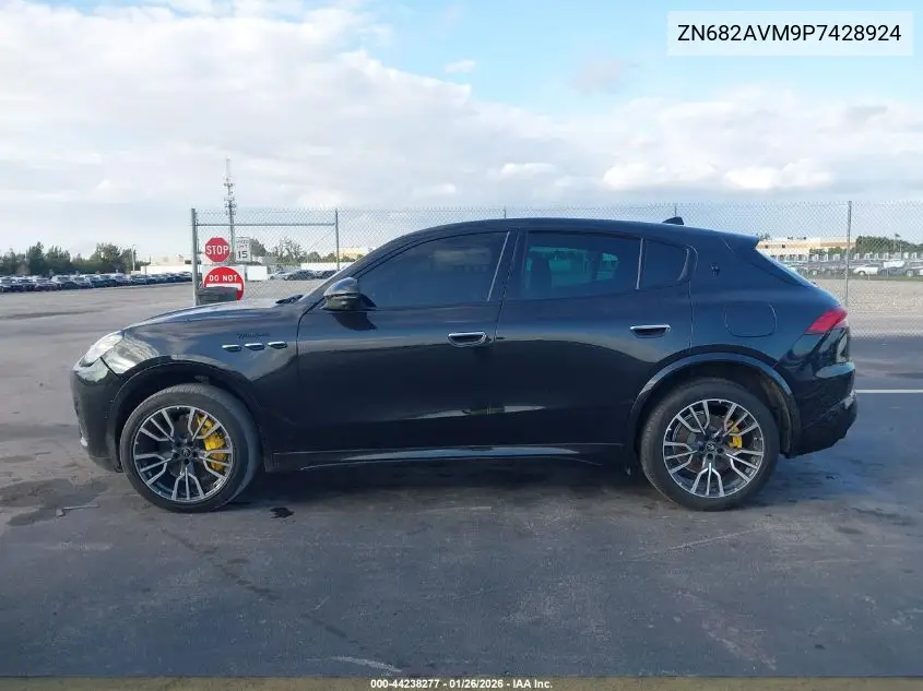 2023 Maserati Grecale Modena VIN: ZN682AVM9P7428924 Lot: 44238277