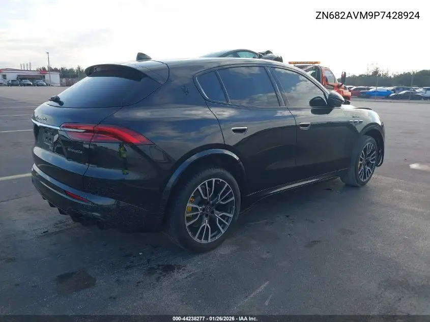 2023 Maserati Grecale Modena VIN: ZN682AVM9P7428924 Lot: 44238277