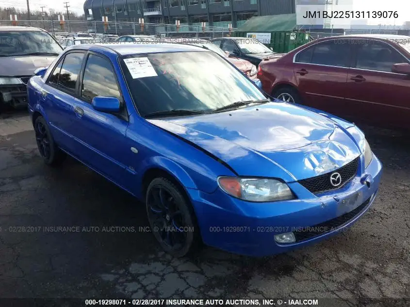 2003 Mazda Protege VIN: JM1BJ225131139076 Lot: 19298071