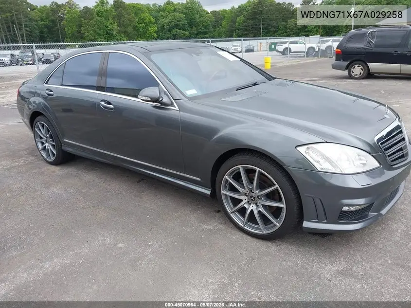 2007 Mercedes-Benz S 550 VIN: WDDNG71X67A029258 Lot: 45070964