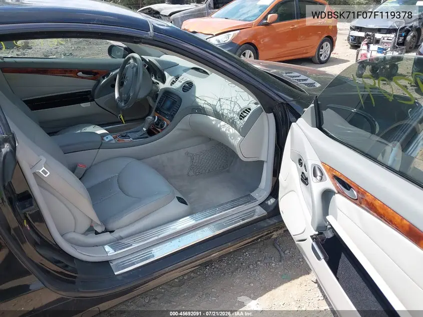 2007 Mercedes-Benz Sl 550 VIN: WDBSK71F07F119378 Lot: 45692091