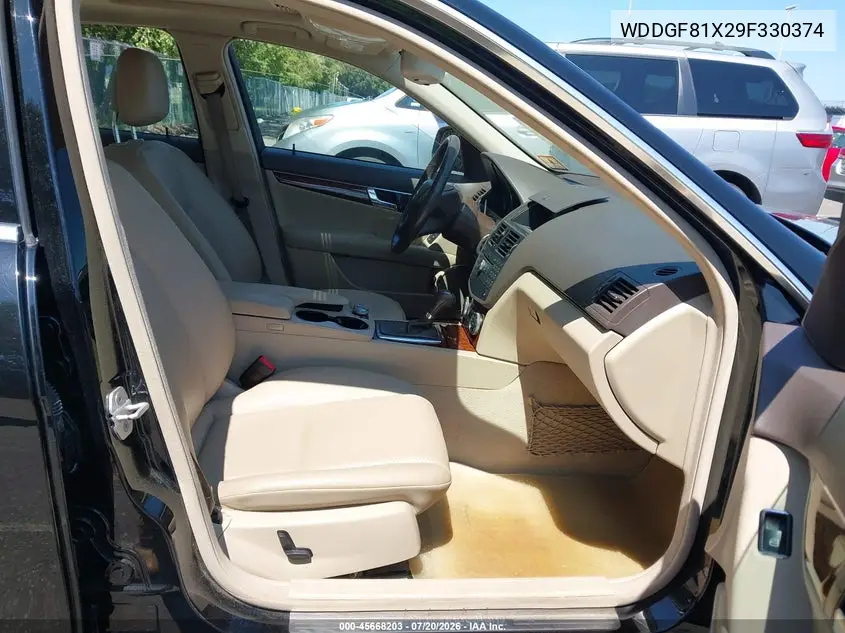 2009 Mercedes-Benz C 300 Luxury 4Matic/Sport 4Matic VIN: WDDGF81X29F330374 Lot: 45668203