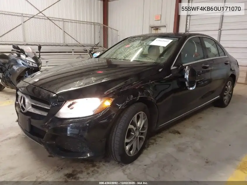 55SWF4KB6GU171070 2016 Mercedes-Benz C 300 4Matic