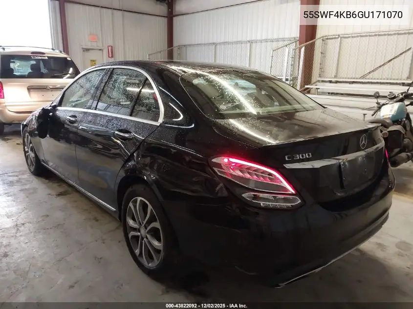 55SWF4KB6GU171070 2016 Mercedes-Benz C 300 4Matic