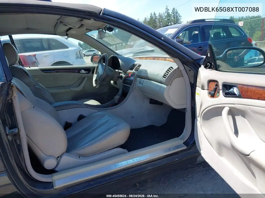 1999 Mercedes-Benz Clk 320 VIN: WDBLK65G8XT007088 Lot: 45455624