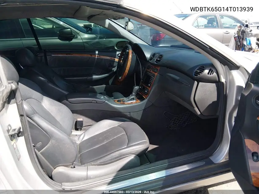 2004 Mercedes-Benz Clk 320 VIN: WDBTK65G14T013939 Lot: 44597583