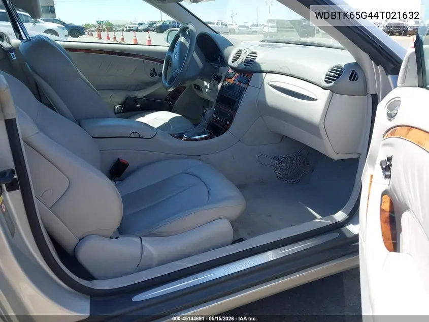 2004 Mercedes-Benz Clk 320 VIN: WDBTK65G44T021632 Lot: 45144691