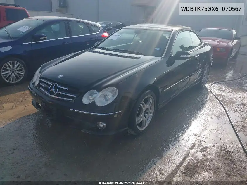 2006 Mercedes-Benz Clk 500 VIN: WDBTK75GX6T070567 Lot: 44410039
