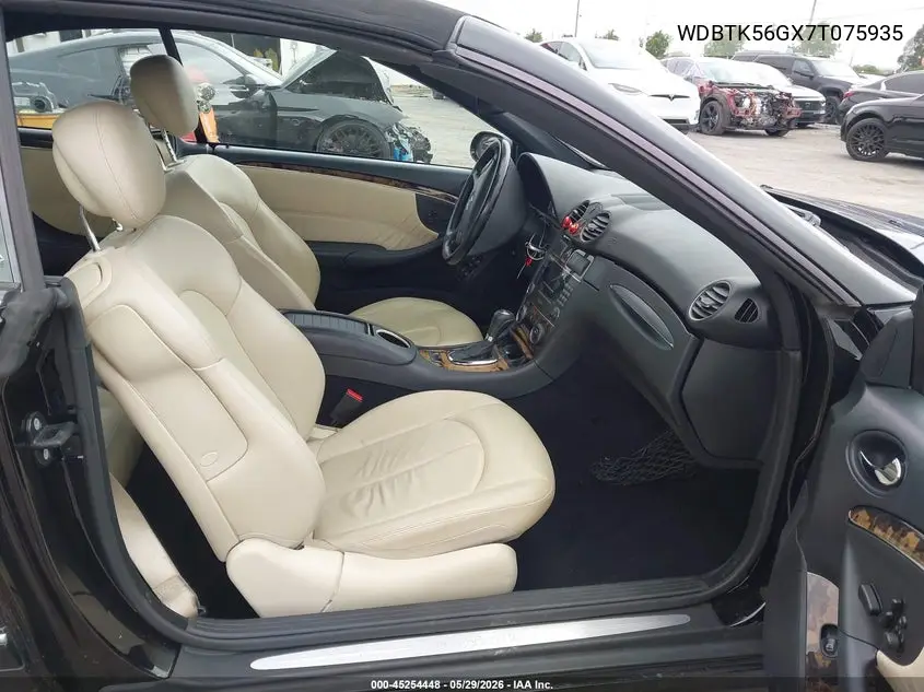 2007 Mercedes-Benz Clk 350 VIN: WDBTK56GX7T075935 Lot: 45254448