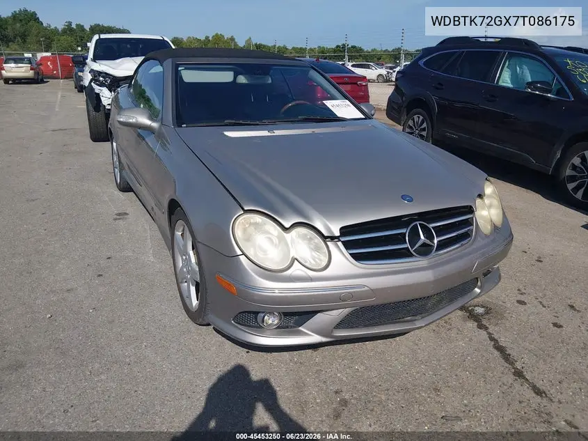 2007 Mercedes-Benz Clk 550 VIN: WDBTK72GX7T086175 Lot: 45453250