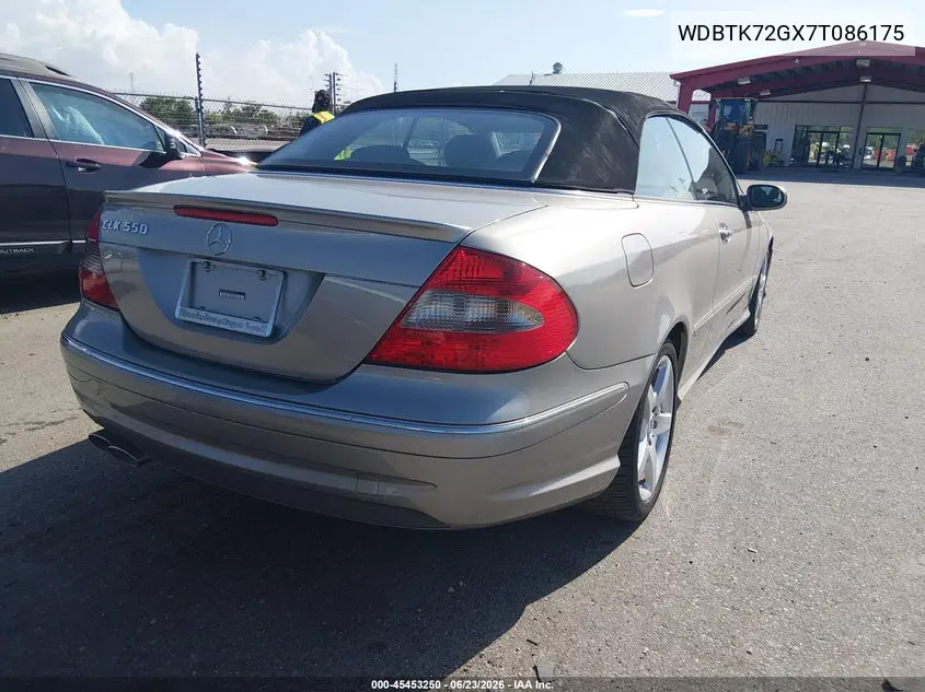 2007 Mercedes-Benz Clk 550 VIN: WDBTK72GX7T086175 Lot: 45453250