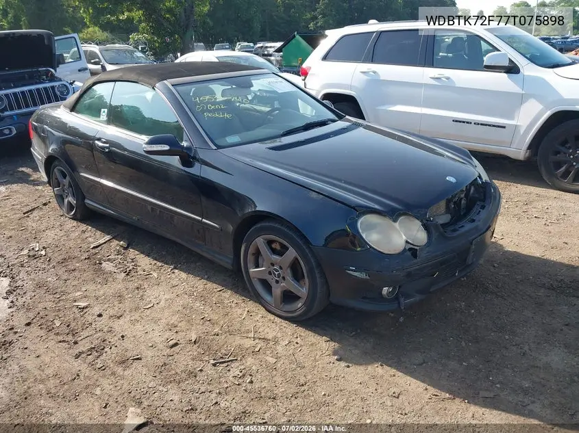 2007 Mercedes-Benz Clk 550 VIN: WDBTK72F77T075898 Lot: 45536760