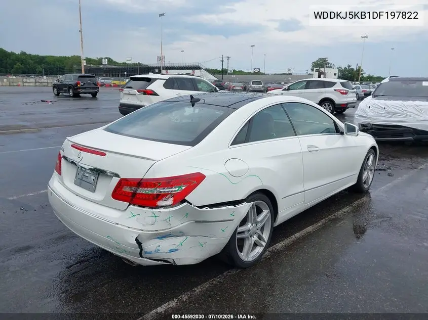 2013 Mercedes-Benz E 350 VIN: WDDKJ5KB1DF197822 Lot: 45592030
