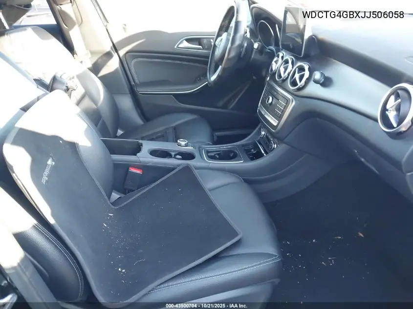 WDCTG4GBXJJ506058 2018 Mercedes-Benz Gla 250 4Matic