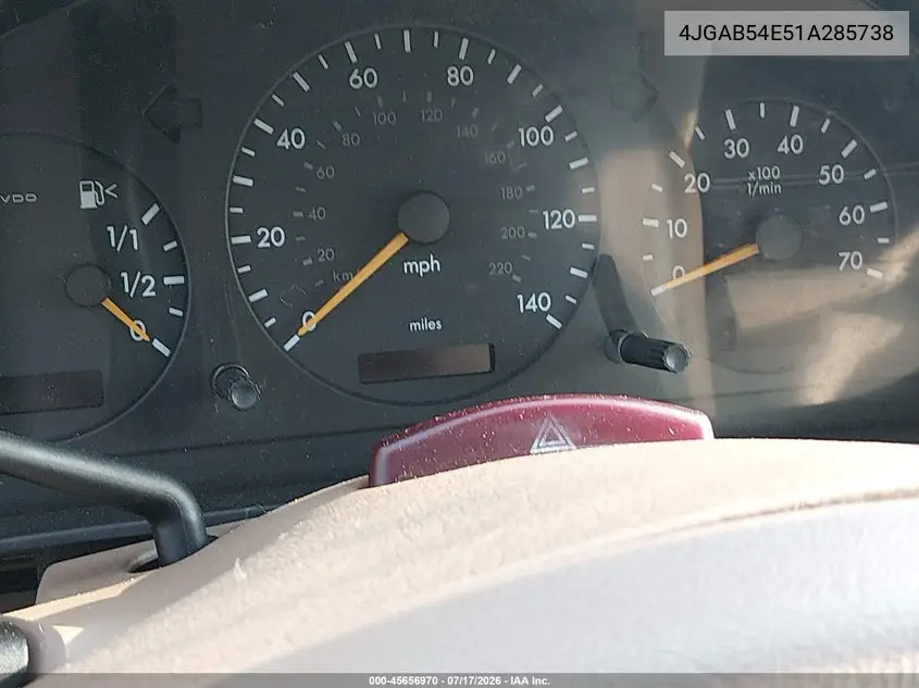 2001 Mercedes-Benz Ml 320 VIN: 4JGAB54E51A285738 Lot: 45656970