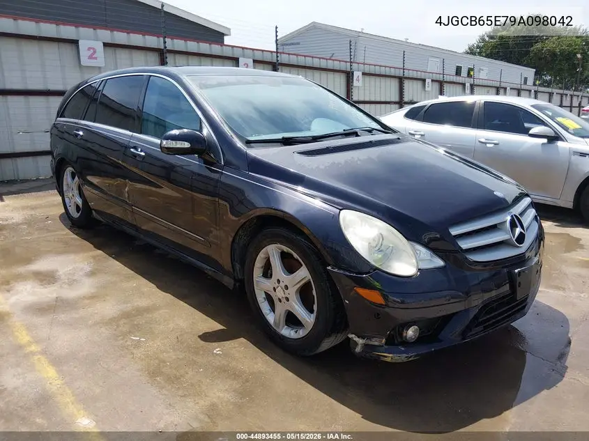 2009 Mercedes-Benz R 350 4Matic VIN: 4JGCB65E79A098042 Lot: 44893455