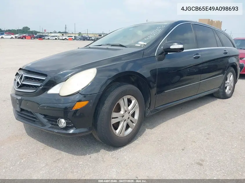 2009 Mercedes-Benz R 350 4Matic VIN: 4JGCB65E49A098693 Lot: 44912046