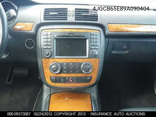 2009 Mercedes-Benz R350 R Class VIN: 4JGCB65E89A090404 Lot: 9373087