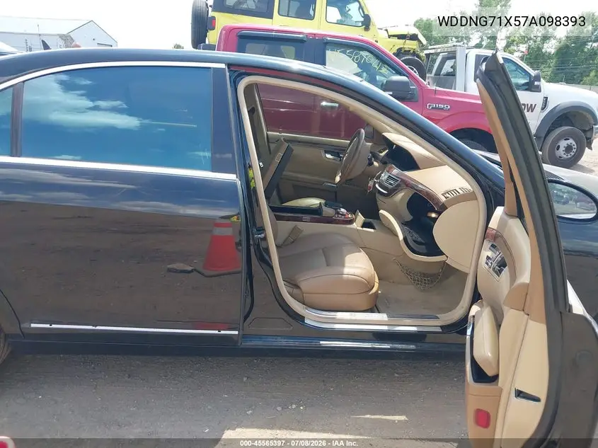 2007 Mercedes-Benz S 550 VIN: WDDNG71X57A098393 Lot: 45565397