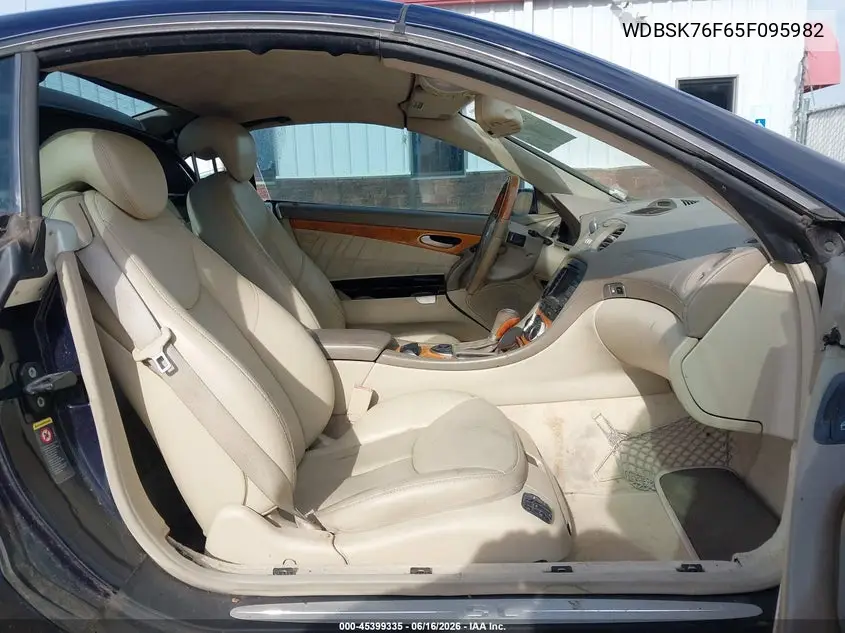 2005 Mercedes-Benz Sl 600 VIN: WDBSK76F65F095982 Lot: 45399335