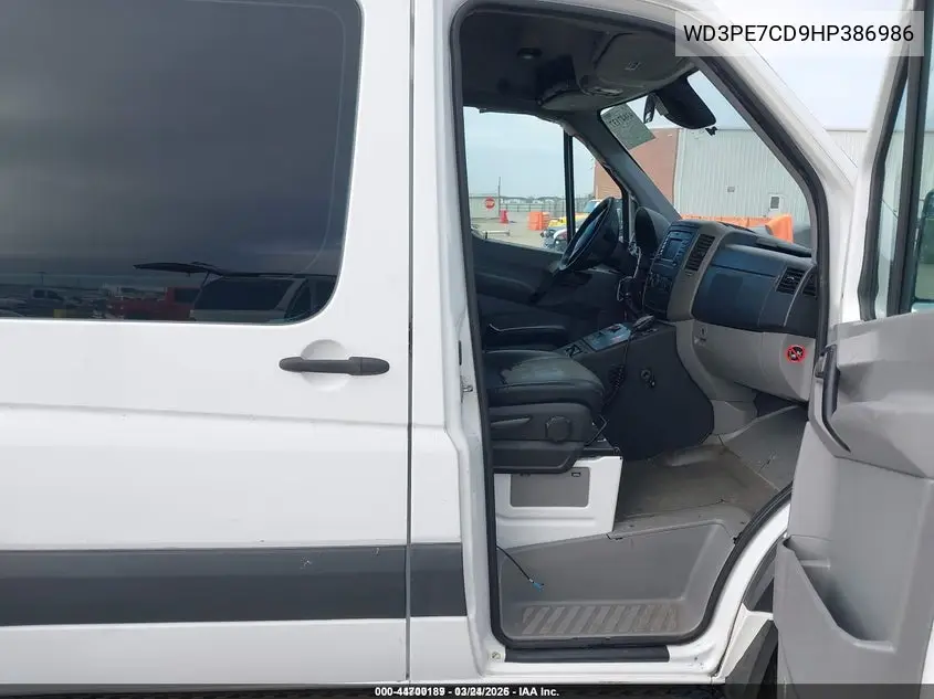 WD3PE7CD9HP386986 2017 Mercedes-Benz Sprinter 2500 Standard Roof V6