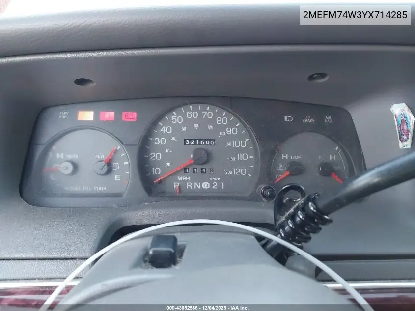 2MEFM74W3YX714285 2000 Mercury Grand Marquis Gs