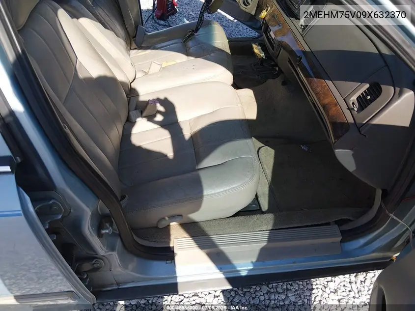 2009 Mercury Grand Marquis Ls (Fleet Only) VIN: 2MEHM75V09X632370 Lot: 45585000