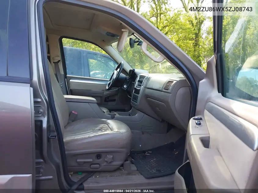 2005 Mercury Mountaineer VIN: 4M2ZU86WX5ZJ08743 Lot: 44915564