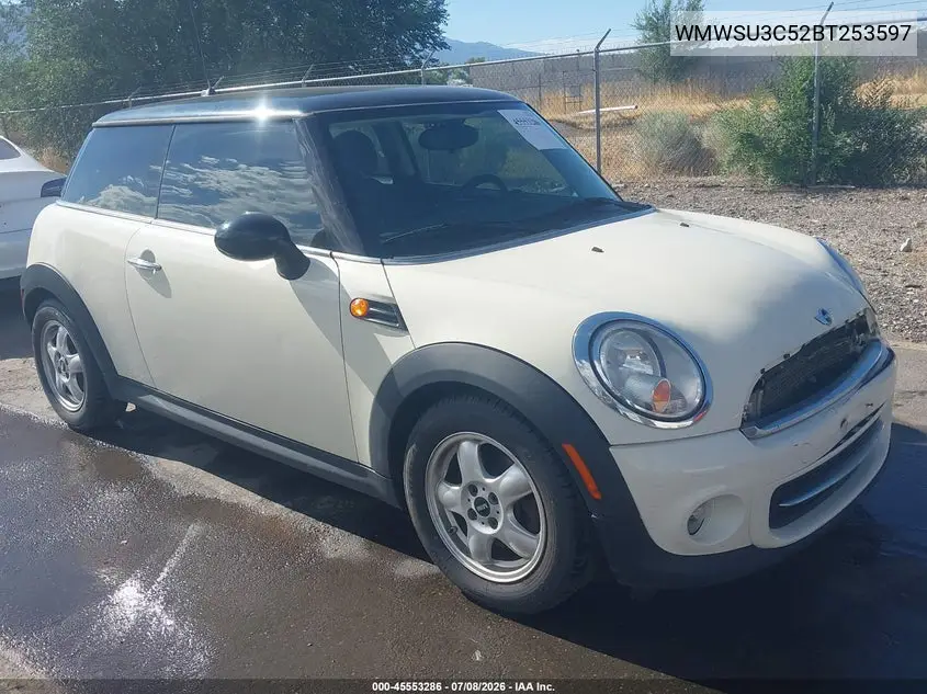 2011 Mini Cooper VIN: WMWSU3C52BT253597 Lot: 45553286