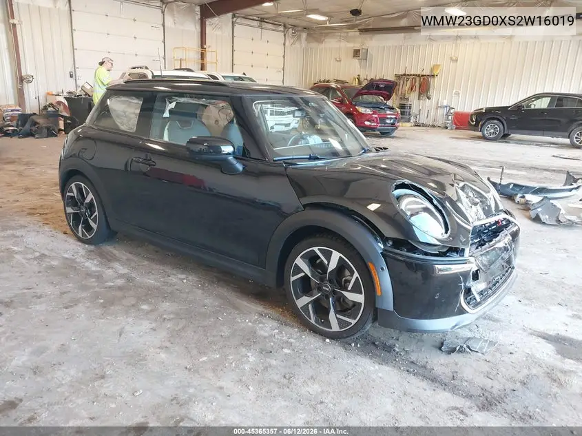 2025 Mini Hardtop Cooper S VIN: WMW23GD0XS2W16019 Lot: 45365357