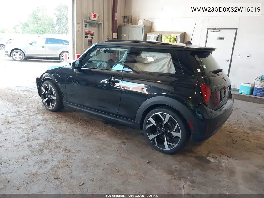 2025 Mini Hardtop Cooper S VIN: WMW23GD0XS2W16019 Lot: 45365357
