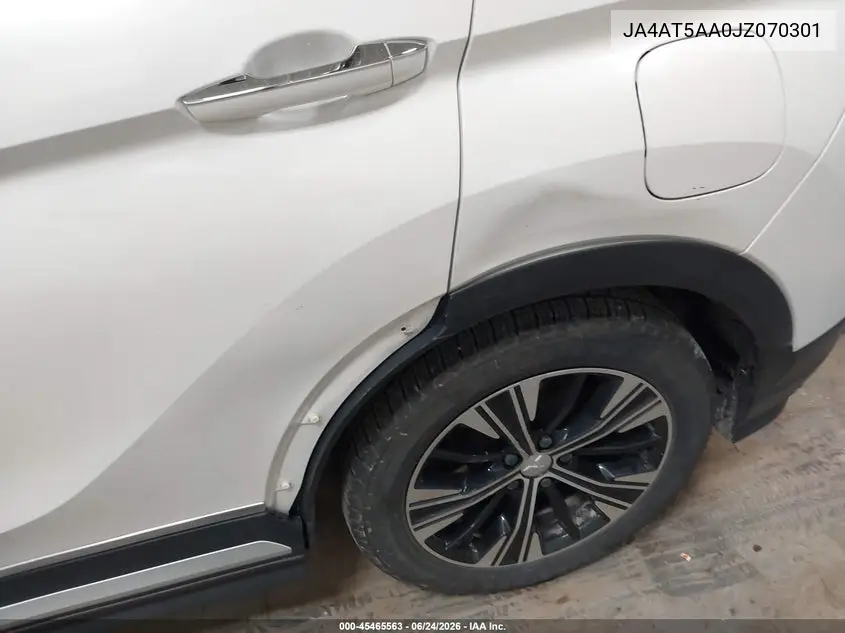 2018 Mitsubishi Eclipse Cross Se/Sel VIN: JA4AT5AA0JZ070301 Lot: 45465563