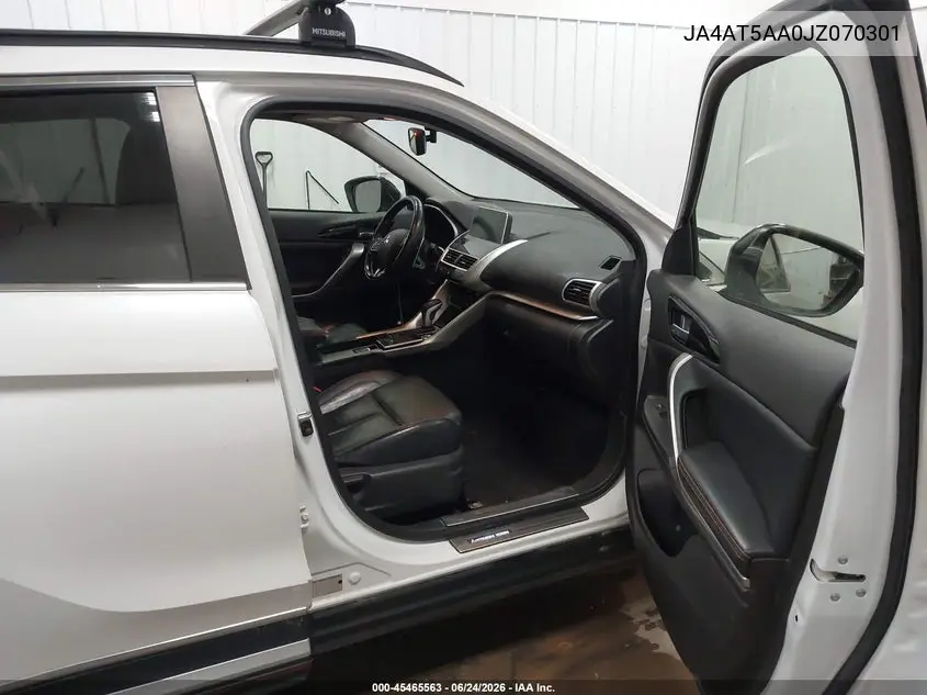 2018 Mitsubishi Eclipse Cross Se/Sel VIN: JA4AT5AA0JZ070301 Lot: 45465563