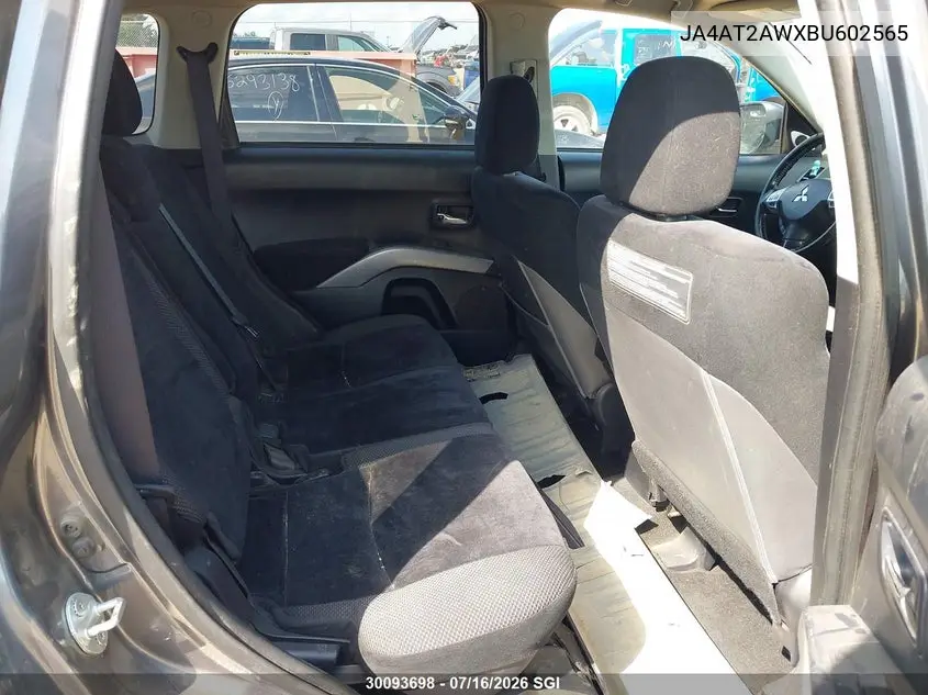 2011 Mitsubishi Outlander Es VIN: JA4AT2AWXBU602565 Lot: 30093698