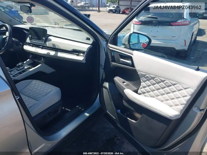 2023 Mitsubishi Outlander Sel 2.5 S-Awc/Sel 40Th Anniversary S-Awc/Sel Black Edition S-Awc VIN: JA4J4VA84PZ043962 Lot: 45672932