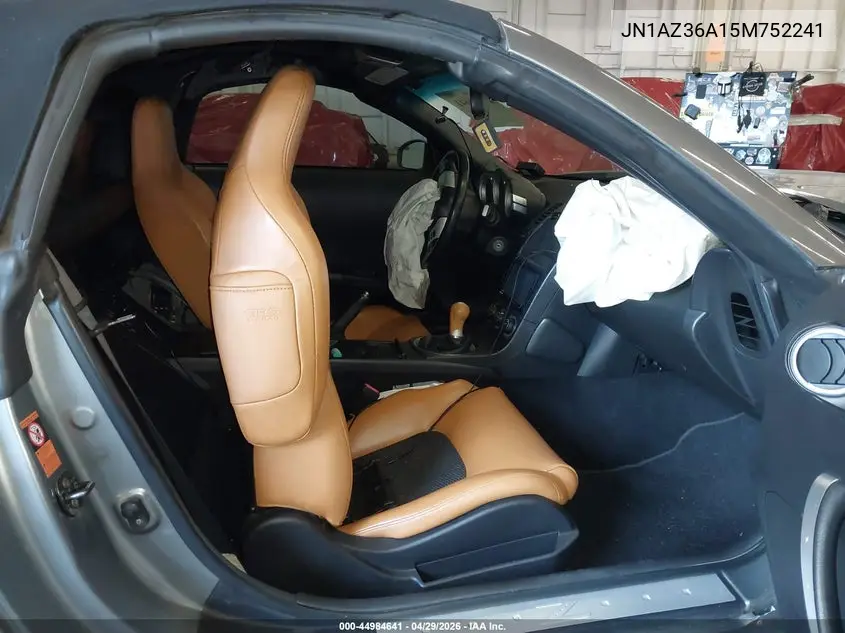2005 Nissan 350Z Touring VIN: JN1AZ36A15M752241 Lot: 44984641