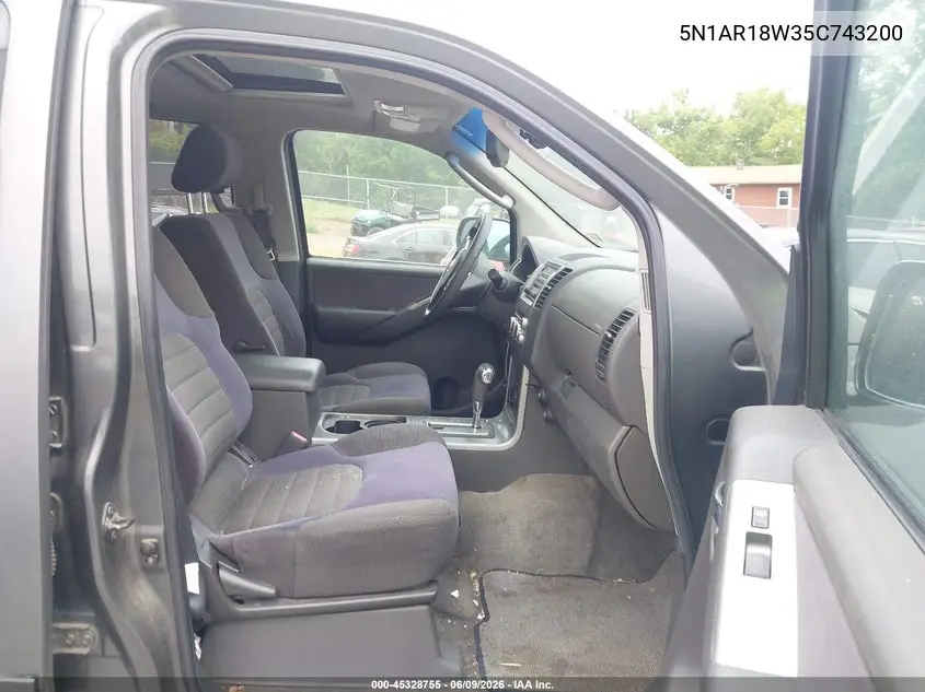 2005 Nissan Pathfinder Se VIN: 5N1AR18W35C743200 Lot: 45328755