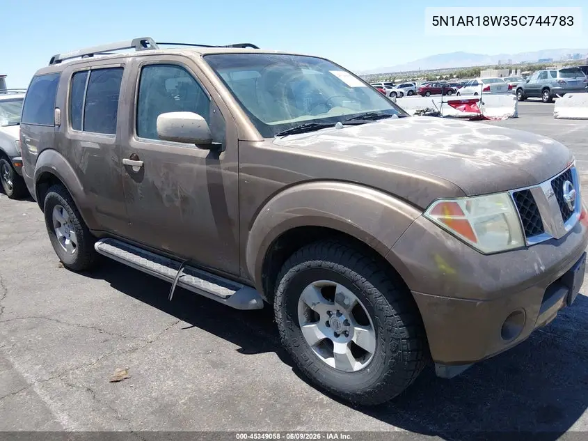 2005 Nissan Pathfinder Se VIN: 5N1AR18W35C744783 Lot: 45349058