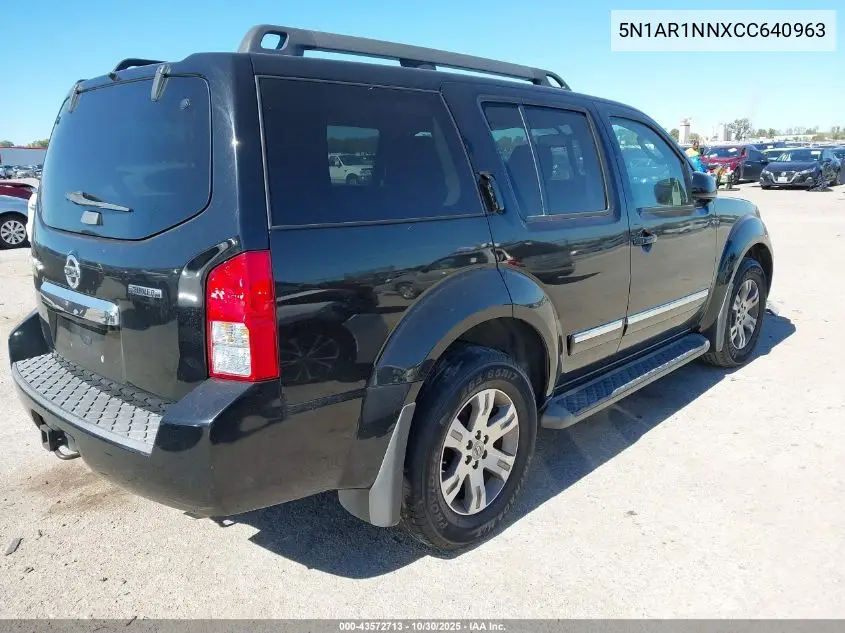 5N1AR1NNXCC640963 2012 Nissan Pathfinder Silver