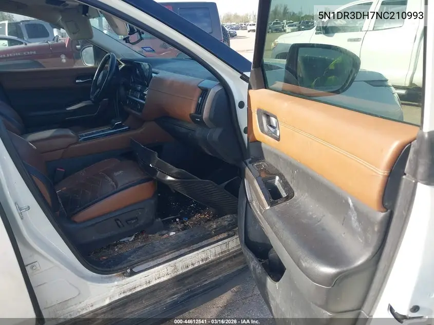 5N1DR3DH7NC210993 2022 Nissan Pathfinder Platinum 2Wd