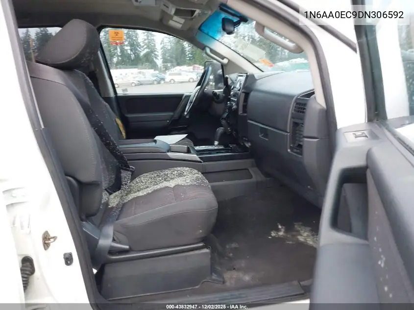 1N6AA0EC9DN306592 2013 Nissan Titan Pro-4X/S/Sl/Sv