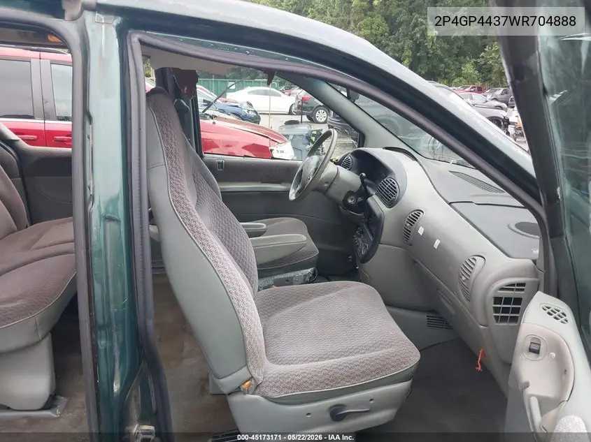 1998 Plymouth Grand Voyager Se VIN: 2P4GP4437WR704888 Lot: 45173171