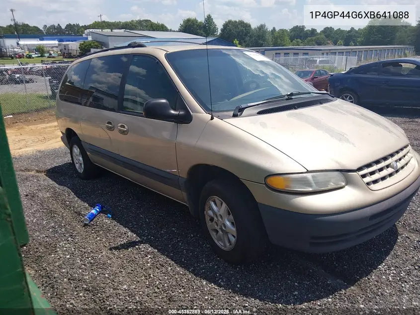 1999 Plymouth Grand Voyager Se VIN: 1P4GP44G6XB641088 Lot: 45362889