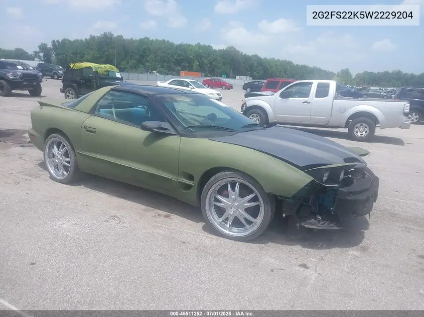 1998 Pontiac Firebird VIN: 2G2FS22K5W2229204 Lot: 45511252