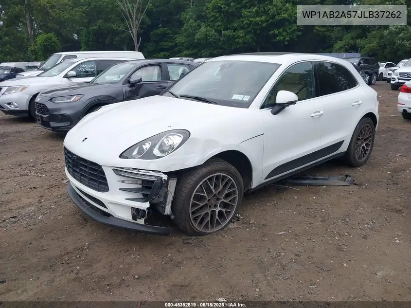 2018 Porsche Macan S VIN: WP1AB2A57JLB37262 Lot: 45352819