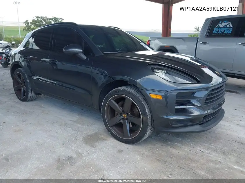 2019 Porsche Macan VIN: WP1AA2A59KLB07121 Lot: 45692869